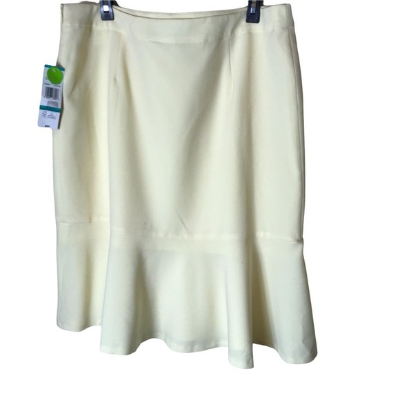 Black Label by Evan Picone Womens Yellow A Line Skirt Flounce Hem Size 16 New - Picture 1 of 5